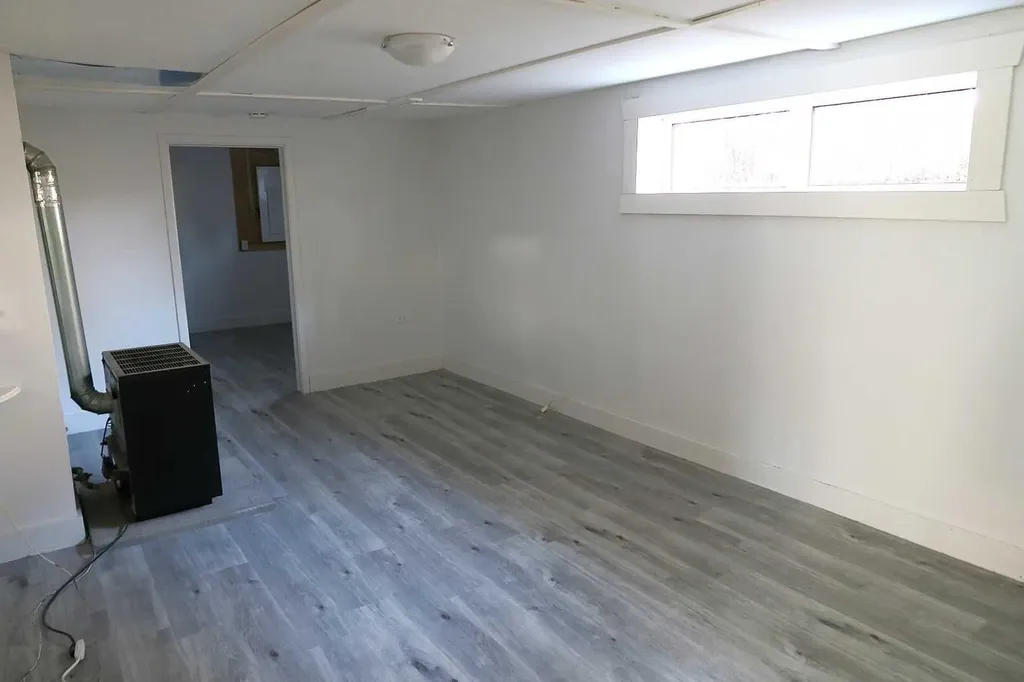 4617 46 Street Red Deer AB T4N 1M7