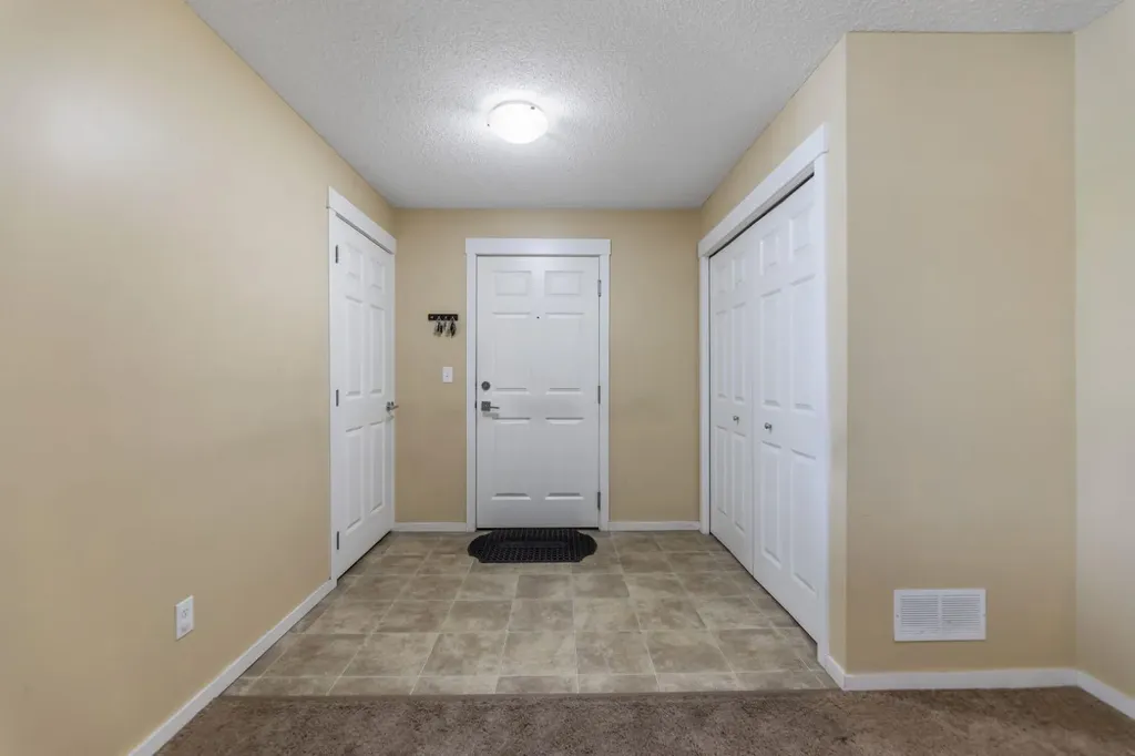 279 Copperpond Common SE Calgary AB T2Z1J1