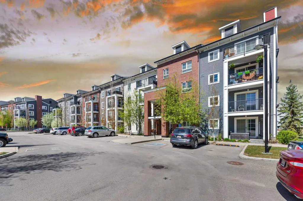 279 Copperpond Common SE Calgary AB T2Z1J1