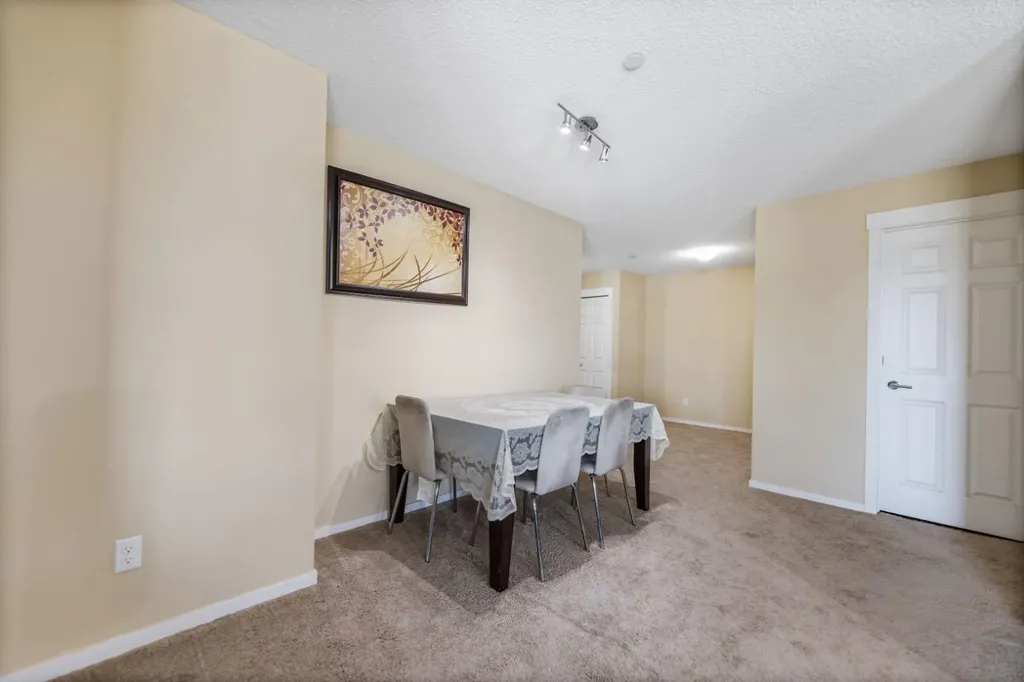 279 Copperpond Common SE Calgary AB T2Z1J1