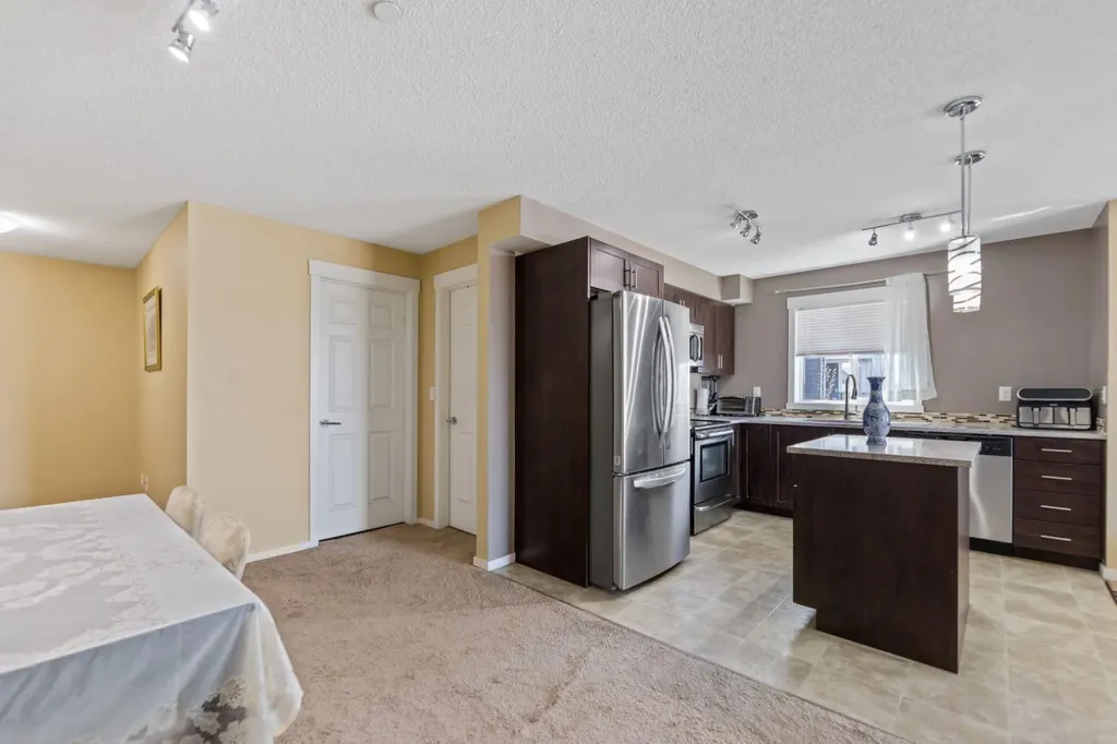279 Copperpond Common SE Calgary AB T2Z1J1