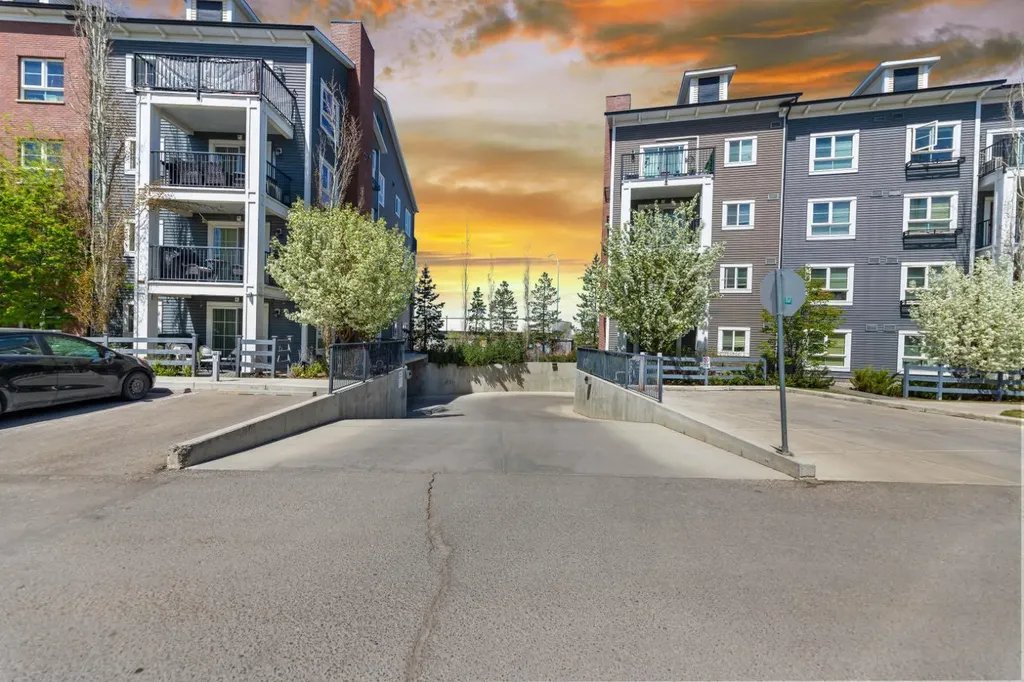 279 Copperpond Common SE Calgary AB T2Z1J1