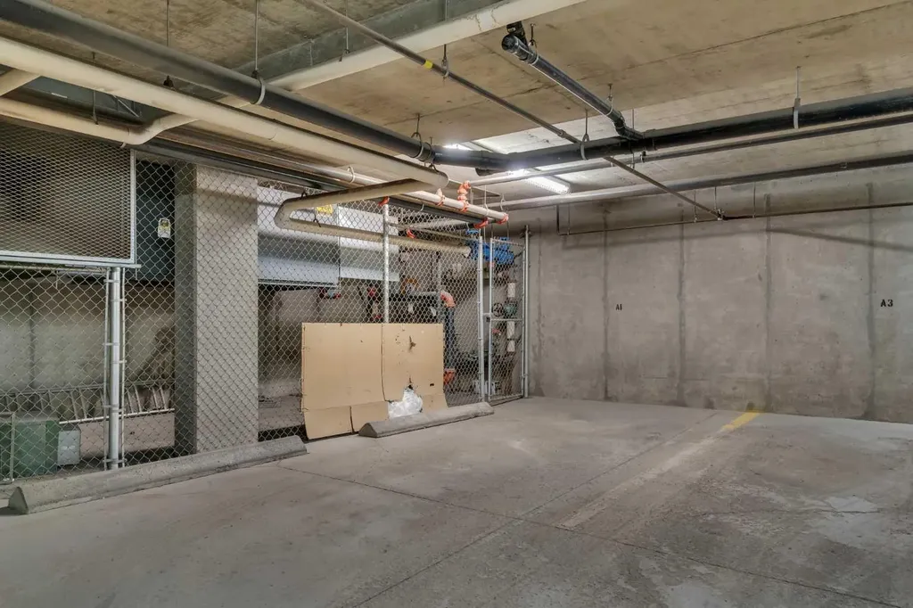 1811 34 Avenue SW Calgary AB T2T 2B9