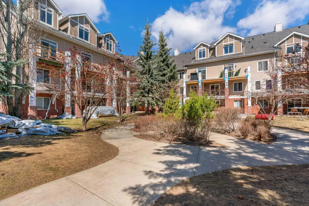 1811 34 Avenue SW Calgary AB T2T 2B9