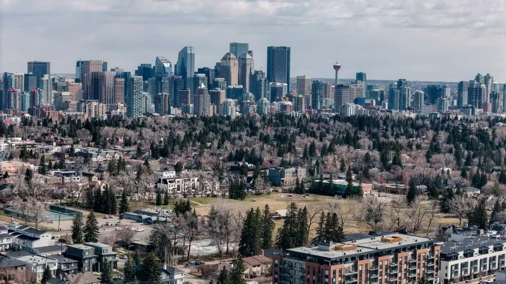 1811 34 Avenue SW Calgary AB T2T 2B9