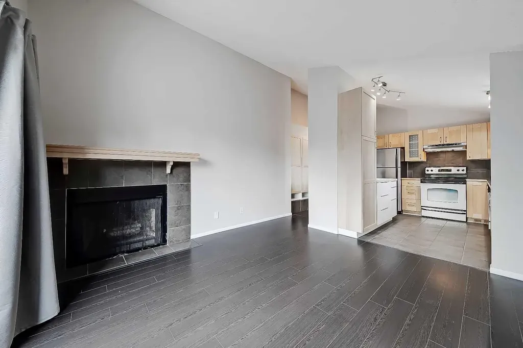 1605 16 Avenue SW Calgary AB T3C 1A2