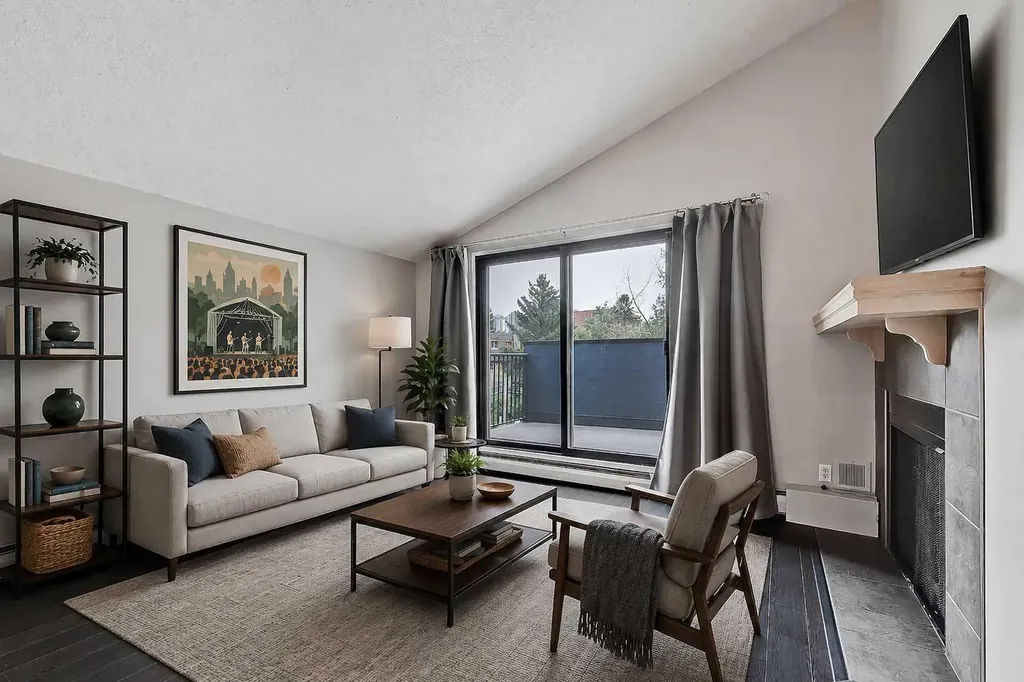 1605 16 Avenue SW Calgary AB T3C 1A2