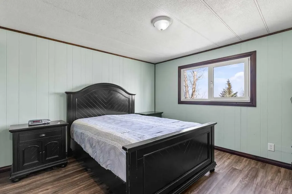 228 Railway Avenue Mossleigh AB T0L1P0