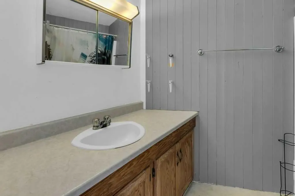 253017 Range Road 224 Rural Wheatland County AB T0J3G0