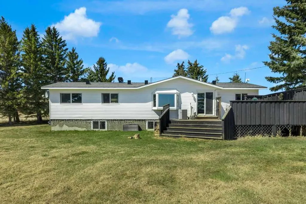 253017 Range Road 224 Rural Wheatland County AB T0J3G0