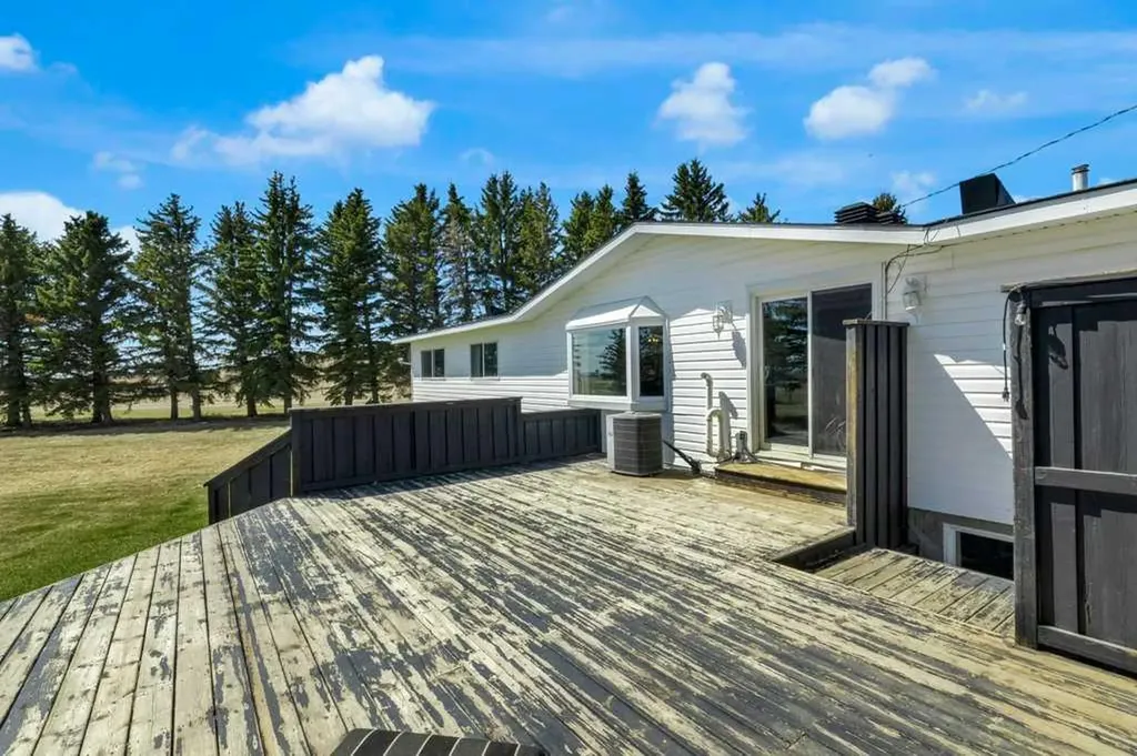 253017 Range Road 224 Rural Wheatland County AB T0J3G0