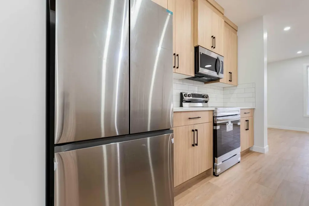 4909 88 Avenue NE Calgary AB T3J 5N8