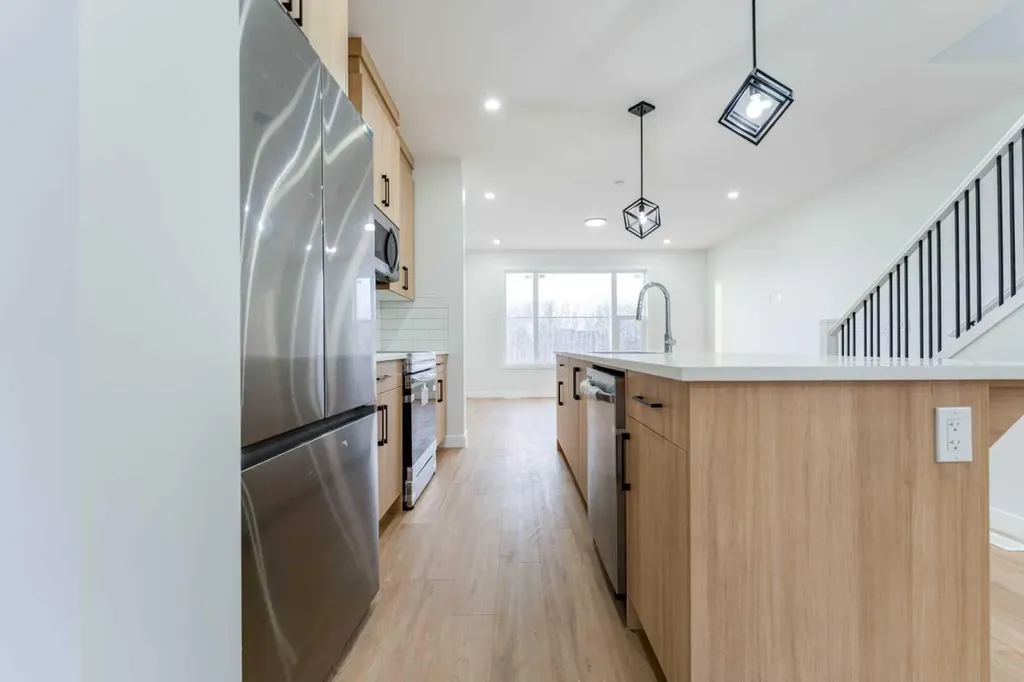 4909 88 Avenue NE Calgary AB T3J 5N8