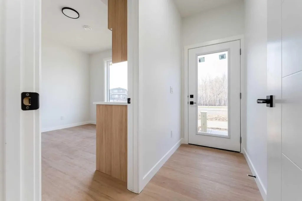 4909 88 Avenue NE Calgary AB T3J 5N8
