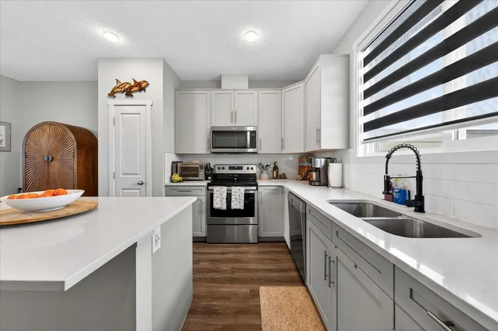 1325 Walden Drive SE Calgary AB T2X 2H6