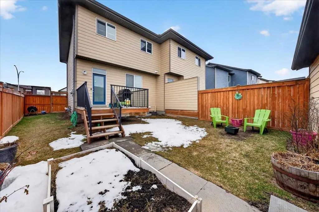 1325 Walden Drive SE Calgary AB T2X 2H6