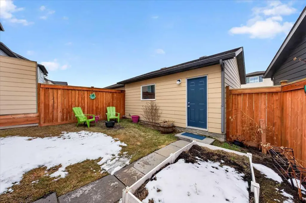 1325 Walden Drive SE Calgary AB T2X 2H6