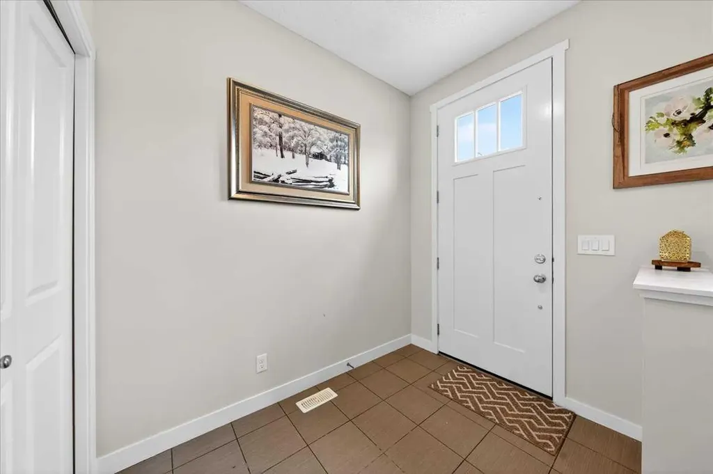 1325 Walden Drive SE Calgary AB T2X 2H6
