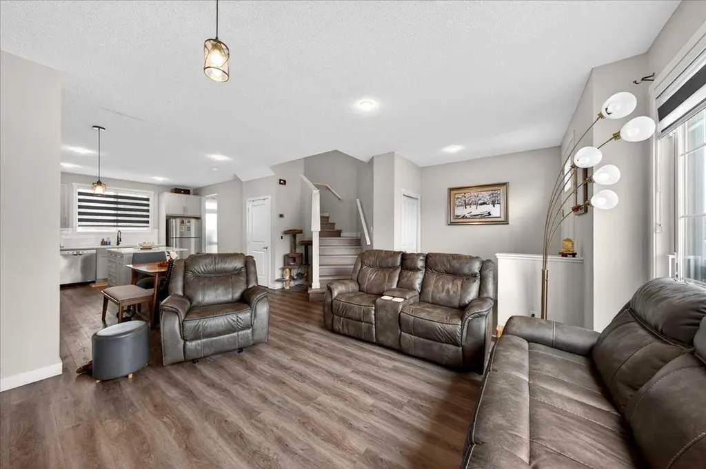 1325 Walden Drive SE Calgary AB T2X 2H6