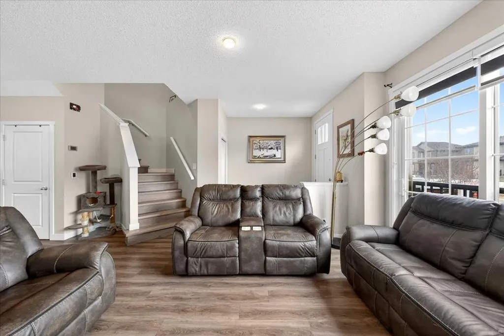 1325 Walden Drive SE Calgary AB T2X 2H6