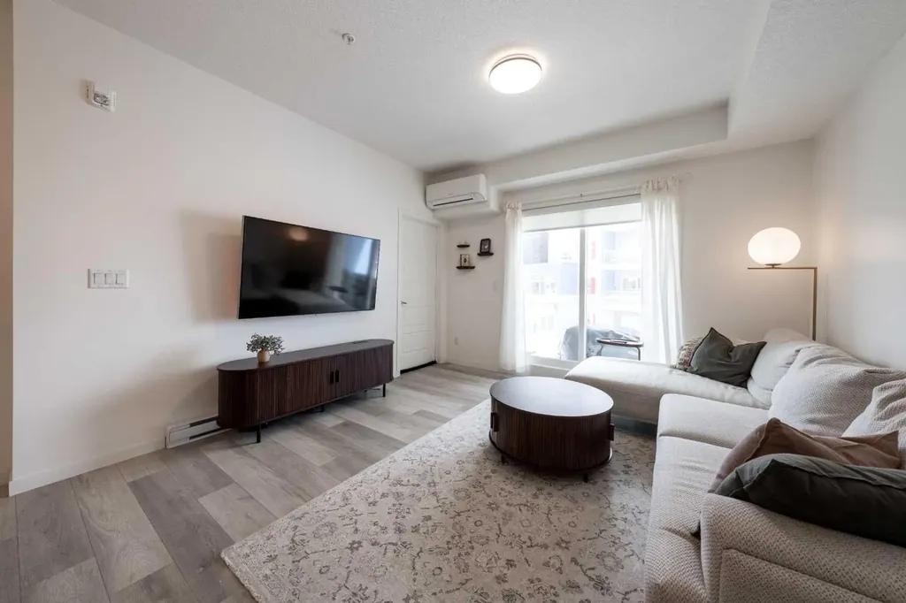 19489 Main Street SE Calgary AB T3M 3J3