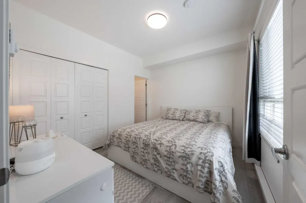 19489 Main Street SE Calgary AB T3M 3J3