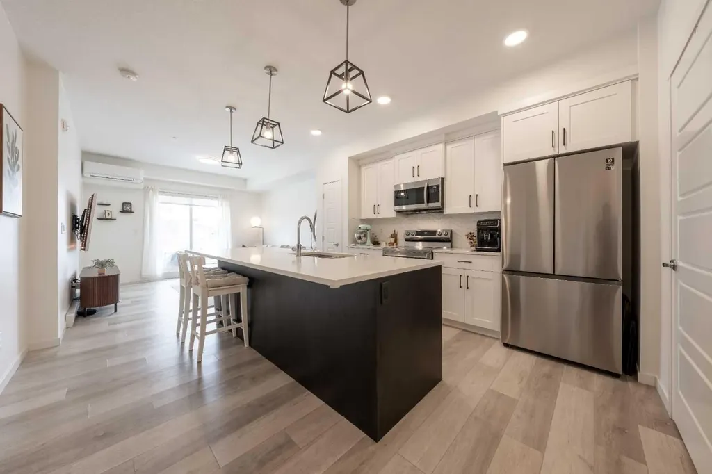 19489 Main Street SE Calgary AB T3M 3J3