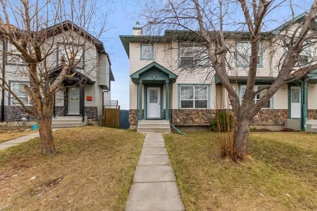 50 Taravista Gardens NE Calgary AB T3J 4K9