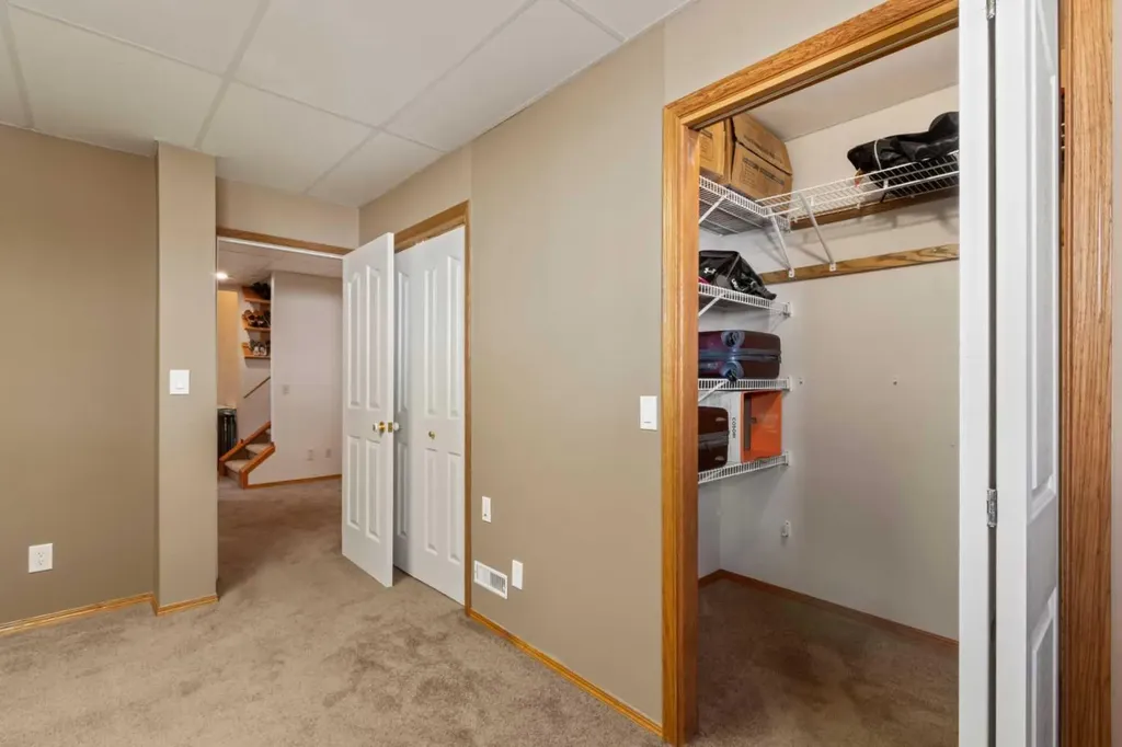 65 Canoe Circle SW Airdrie AB T4B 2L6