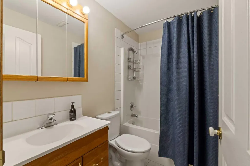 65 Canoe Circle SW Airdrie AB T4B 2L6