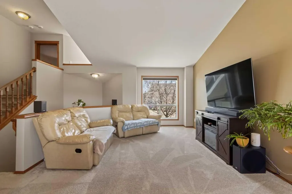 65 Canoe Circle SW Airdrie AB T4B 2L6