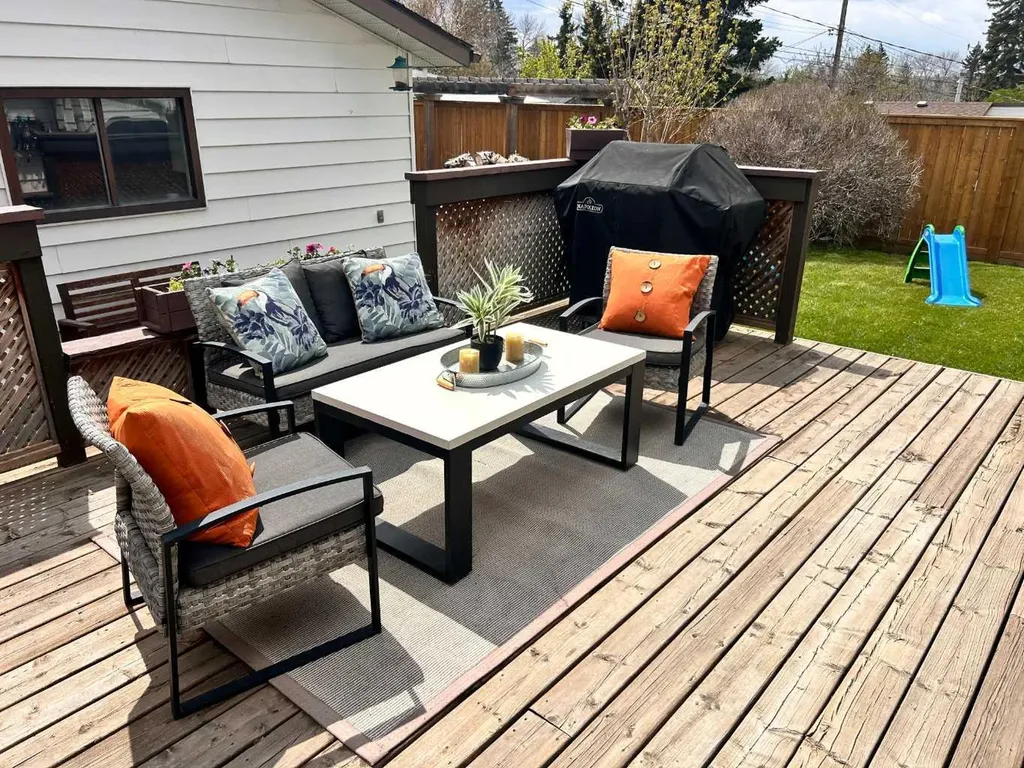 123 Franklin Drive SE Calgary AB T2H 0V3