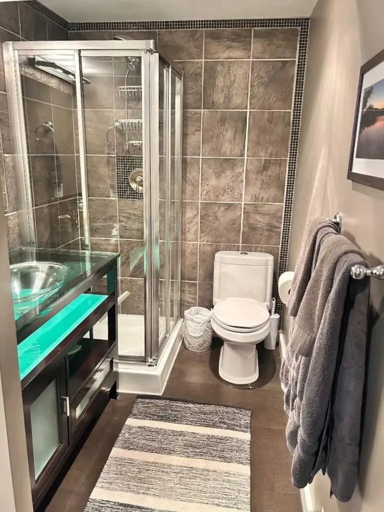 123 Franklin Drive SE Calgary AB T2H 0V3