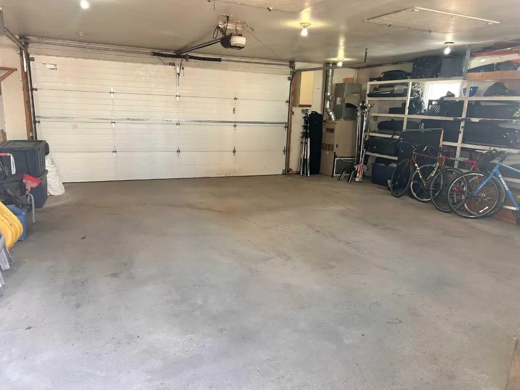 123 Franklin Drive SE Calgary AB T2H 0V3