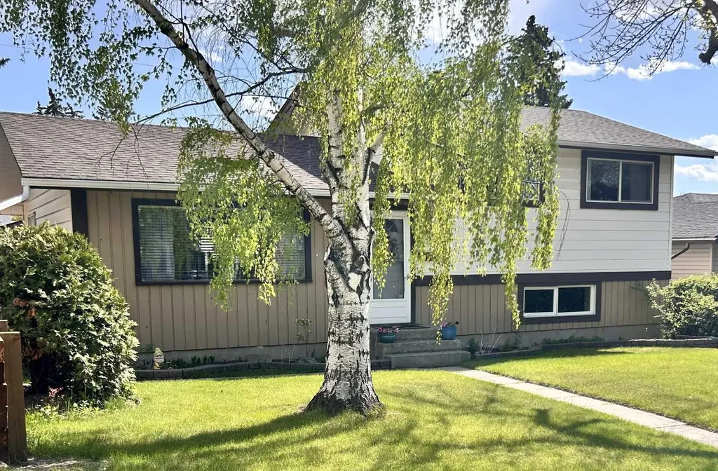 123 Franklin Drive SE Calgary AB T2H 0V3