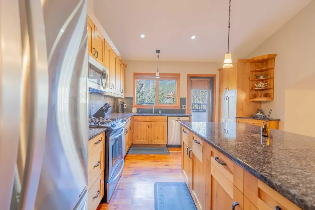 801 Benchlands Trail Canmore AB T1W 0B6