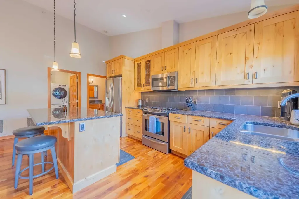 801 Benchlands Trail Canmore AB T1W 0B6