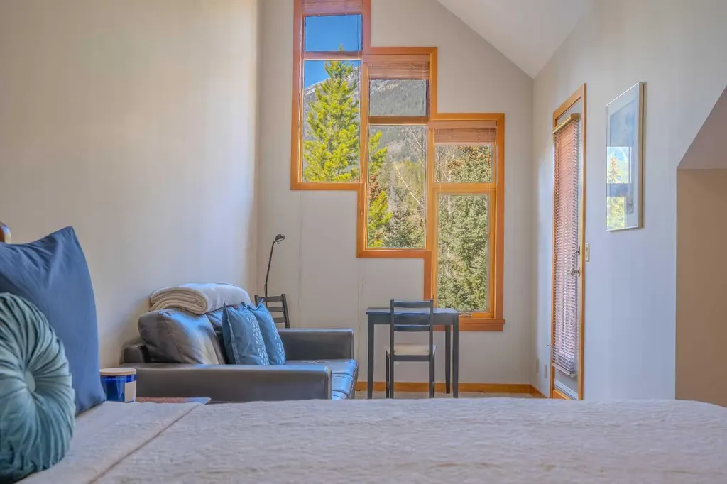 801 Benchlands Trail Canmore AB T1W 0B6