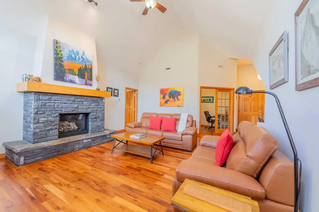 801 Benchlands Trail Canmore AB T1W 0B6