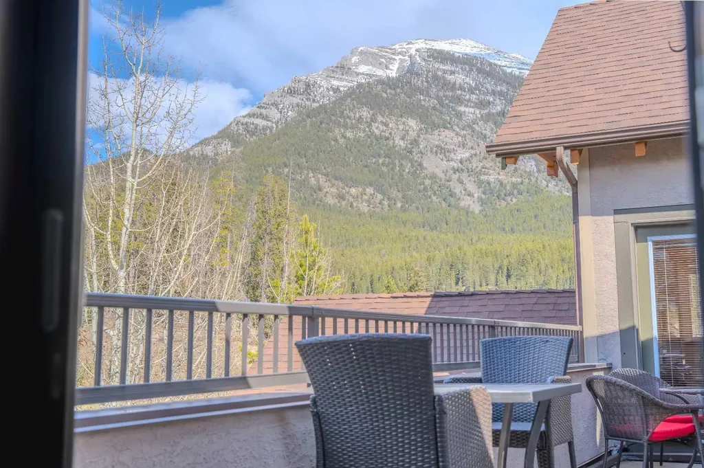 801 Benchlands Trail Canmore AB T1W 0B6