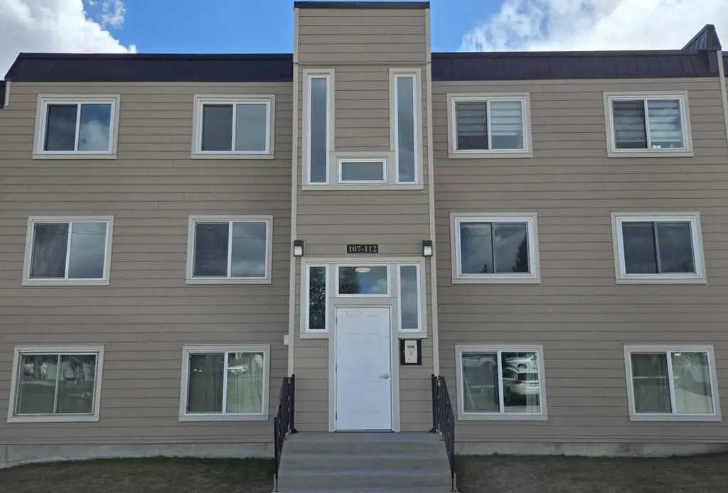 315 Heritage Drive SE Calgary AB T2H 1N2