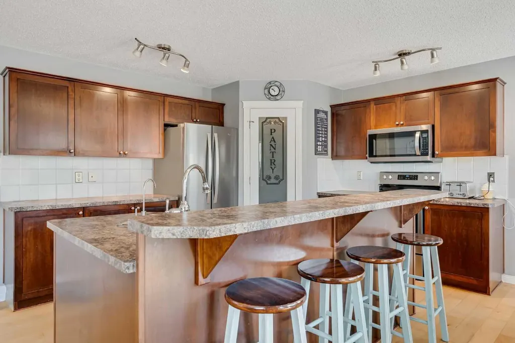 773 Luxstone Landing SW Airdrie AB T4B 3K9