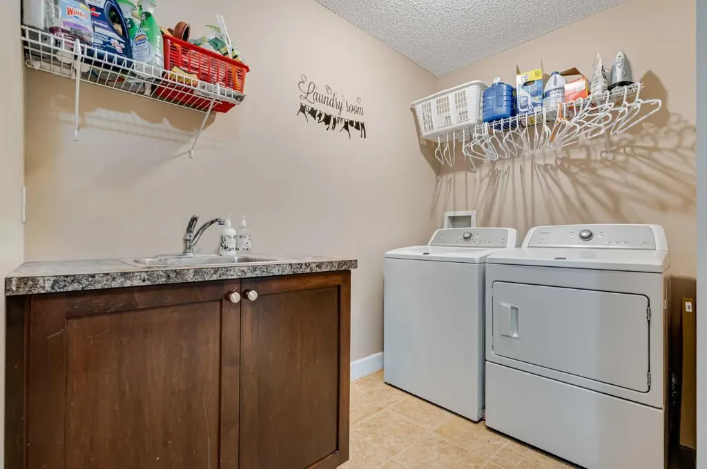 773 Luxstone Landing SW Airdrie AB T4B 3K9