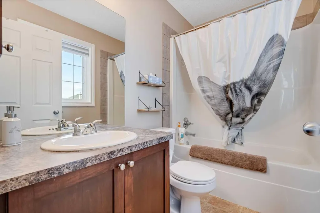 773 Luxstone Landing SW Airdrie AB T4B 3K9