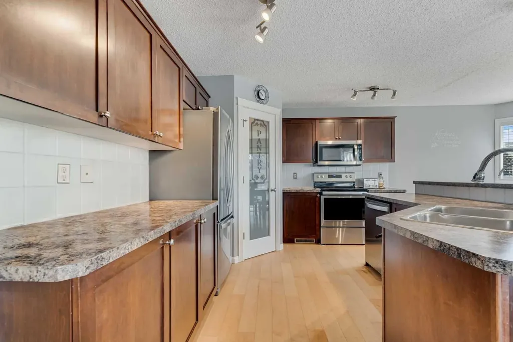 773 Luxstone Landing SW Airdrie AB T4B 3K9