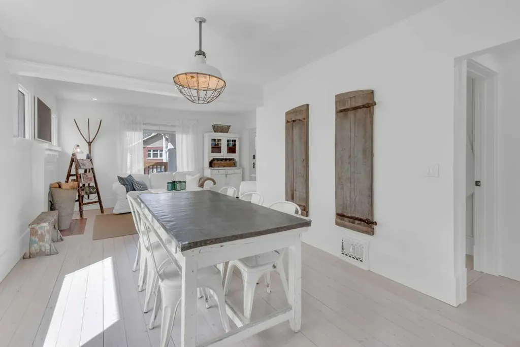 1312 4 Street NW Calgary AB T2N2A4