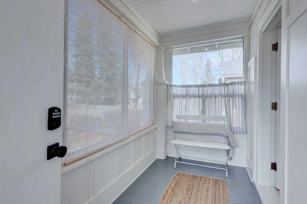 1312 4 Street NW Calgary AB T2N2A4