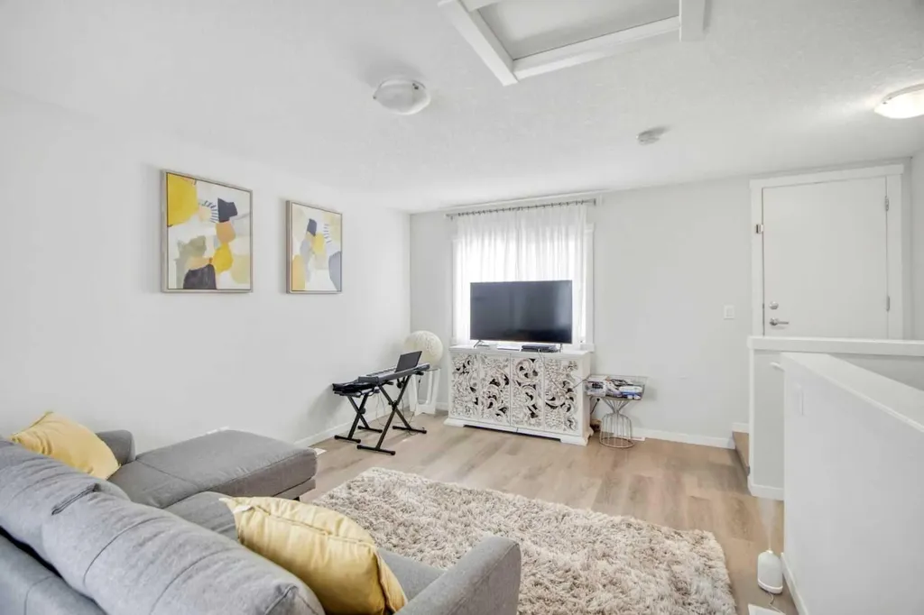 474 Seton Circle SE Calgary AB T3M3P6