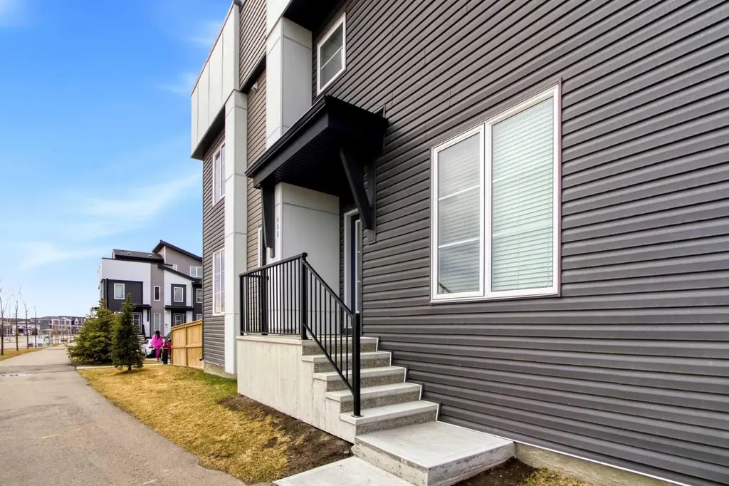 474 Seton Circle SE Calgary AB T3M3P6