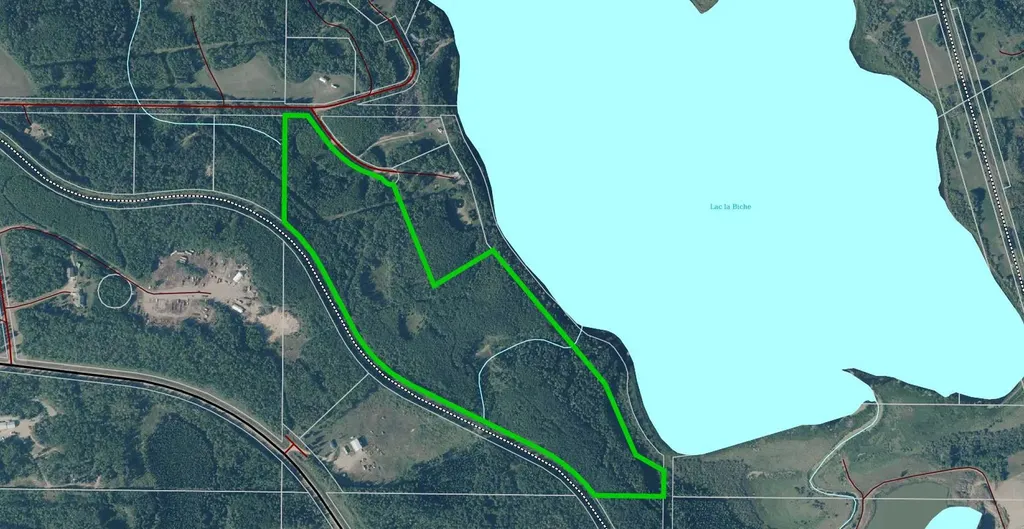 105, 103037 Twp Road 672 Lac La Biche AB T0A 2C2